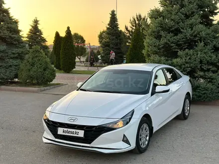 Hyundai Elantra 2022 года за 7 500 000 тг. в Алматы – фото 5