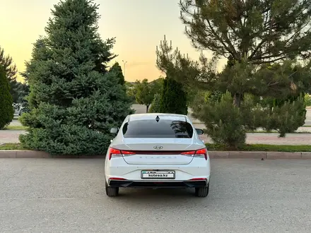 Hyundai Elantra 2022 года за 7 500 000 тг. в Алматы – фото 14