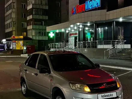 ВАЗ (Lada) Granta 2190 2013 года за 2 900 000 тг. в Семей – фото 3