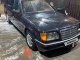 Mercedes-Benz E 260 1990 года за 1 500 000 тг. в Алматы