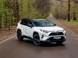 Toyota RAV4 2021 годаүшін17 900 000 тг. в Алматы – фото 2