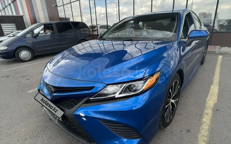Toyota Camry 2019 года за 9 500 000 тг. в Атырау
