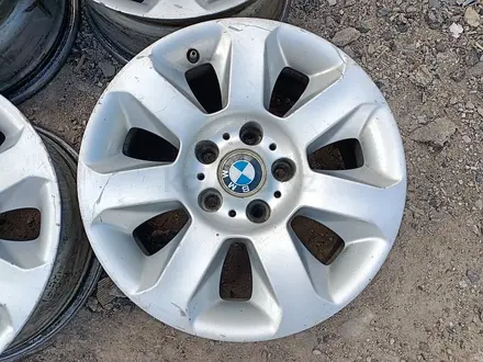 Оригинальные легкосплавные диски 115 стиль на BMW 5 е39 (Германия R за 125 000 тг. в Нур-Султан (Астана) – фото 2