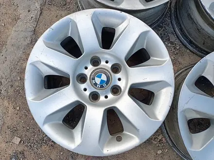 Оригинальные легкосплавные диски 115 стиль на BMW 5 е39 (Германия R за 125 000 тг. в Нур-Султан (Астана) – фото 3