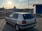 Volkswagen Golf 1995 года за 1 824 432 тг. в Кызылорда – фото 2