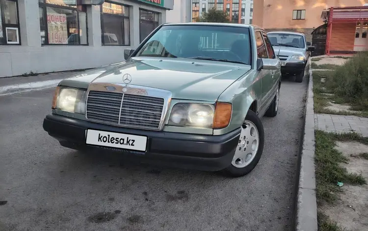 Mercedes-Benz E 260 1990 годаfor1 200 000 тг. в Кокшетау