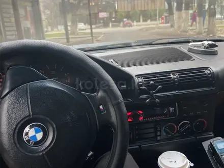 BMW 525 1992 года за 2 700 000 тг. в Тараз – фото 3