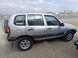 Chevrolet Niva 2004 года за 1 200 000 тг. в Атырау – фото 4