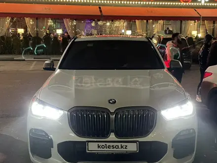 BMW X5 2021 года за 53 000 000 тг. в Кокшетау – фото 2