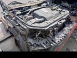 Мотор коробка Land Rover за 10 000 тг. в Алматы