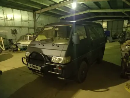 Mitsubishi Delica 1993 года за 2 500 000 тг. в Уральск – фото 3