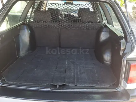 Volkswagen Passat 1996 года за 1 500 000 тг. в Тараз – фото 16
