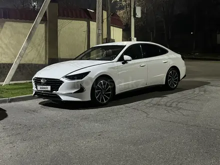 Hyundai Sonata 2020 года за 12 000 000 тг. в Шымкент – фото 3