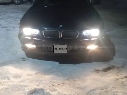 BMW 730 1995 года за 2 200 000 тг. в Алматы – фото 2