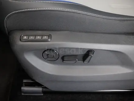 Volkswagen Passat Comfortline 2026 года за 19 300 000 тг. в Актау – фото 21