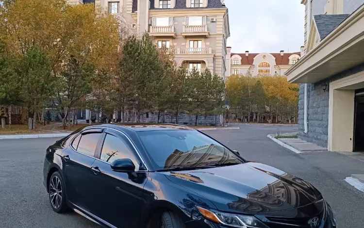 Toyota Camry 2020 годаfor12 500 000 тг. в Алматы