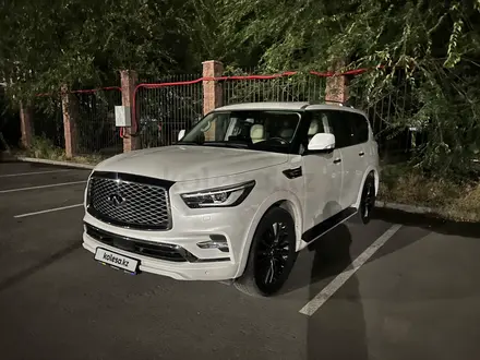 Infiniti QX80 2022 года за 32 069 833 тг. в Алматы – фото 2