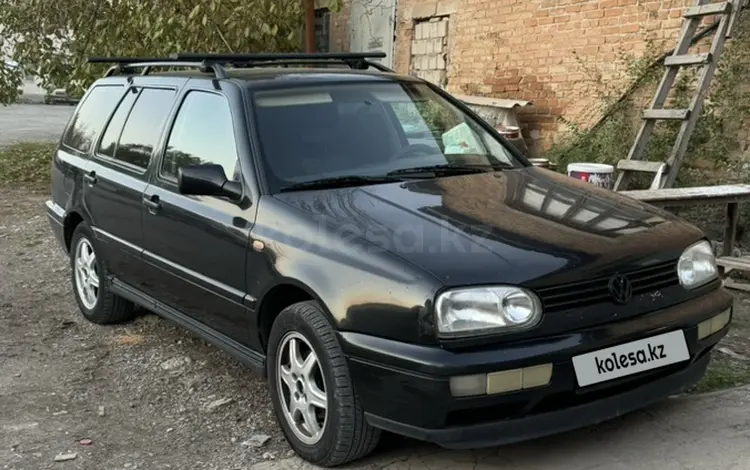 Volkswagen Golf 1998 годаfor2 500 000 тг. в Шымкент