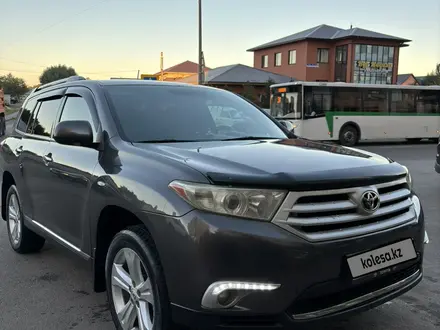 Toyota Highlander 2011 годаүшін12 000 000 тг. в Астана