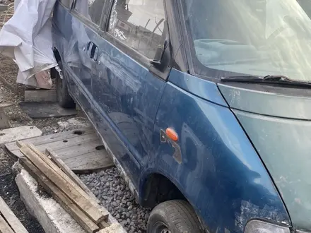 Nissan Serena 1996 года за 550 000 тг. в Караганда – фото 3