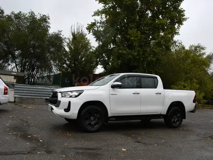 Toyota Hilux 2023 года за 24 000 000 тг. в Алматы – фото 4