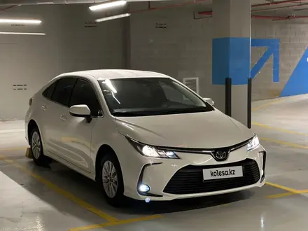 Toyota Corolla 2021 года за 8 870 000 тг. в Алматы – фото 2