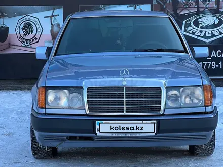 Mercedes-Benz E 230 1991 года за 1 550 000 тг. в Талдыкорган – фото 5