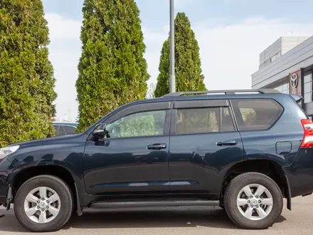 Toyota Land Cruiser Prado Comfort 2014 года за 17 490 000 тг. в Алматы – фото 4