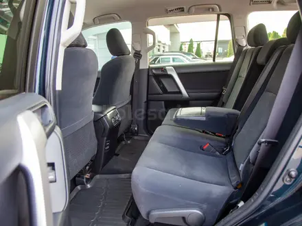 Toyota Land Cruiser Prado Comfort 2014 года за 17 490 000 тг. в Алматы – фото 11