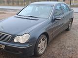 Mercedes-Benz C 240 2001 годаfor3 800 000 тг. в Кокшетау – фото 2