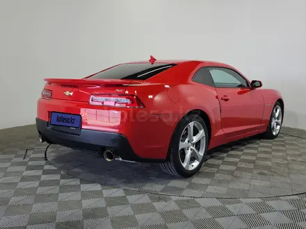 Chevrolet Camaro 2015 года за 13 630 000 тг. в Алматы – фото 5