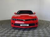 Chevrolet Camaro 2015 года за 10 990 000 тг. в Алматы – фото 2