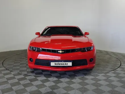 Chevrolet Camaro 2015 года за 13 630 000 тг. в Алматы – фото 2