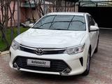 Toyota Camry 2015 года за 11 800 000 тг. в Туркестан – фото 4