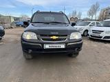 Chevrolet Niva 2015 года за 3 570 000 тг. в Кокшетау – фото 2