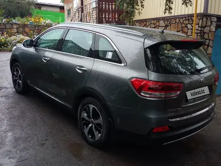 Kia Sorento 2015 года за 11 750 000 тг. в Костанай – фото 2