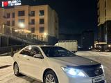 Toyota Camry 2013 года за 10 700 000 тг. в Атырау – фото 3