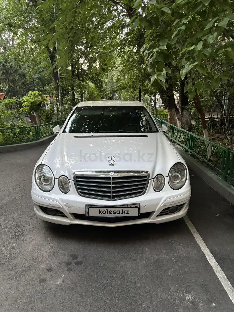 Mercedes-Benz E-Class, 2008