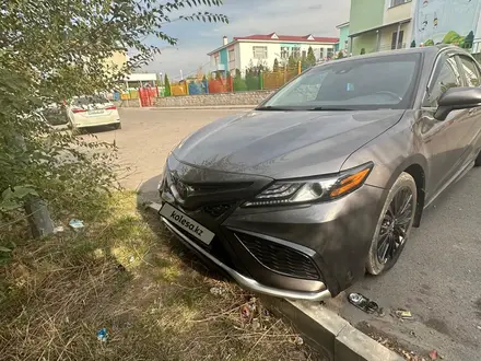 Toyota Camry 2019 года за 11 500 000 тг. в Алматы – фото 5