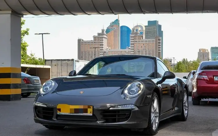 Porsche 911 2014 года за 44 000 000 тг. в Астана