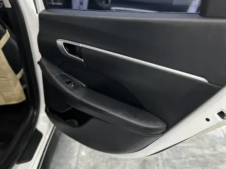 Hyundai Sonata 2019 года за 10 000 000 тг. в Семей – фото 14