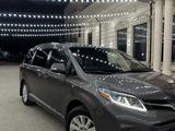 Toyota Sienna 2015 года за 11 000 000 тг. в Атырау