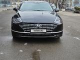 Hyundai Sonata 2022 годаfor12 500 000 тг. в Алматы