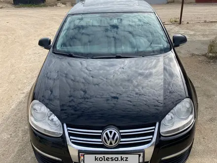 Volkswagen Jetta 2010 года за 4 200 000 тг. в Актау