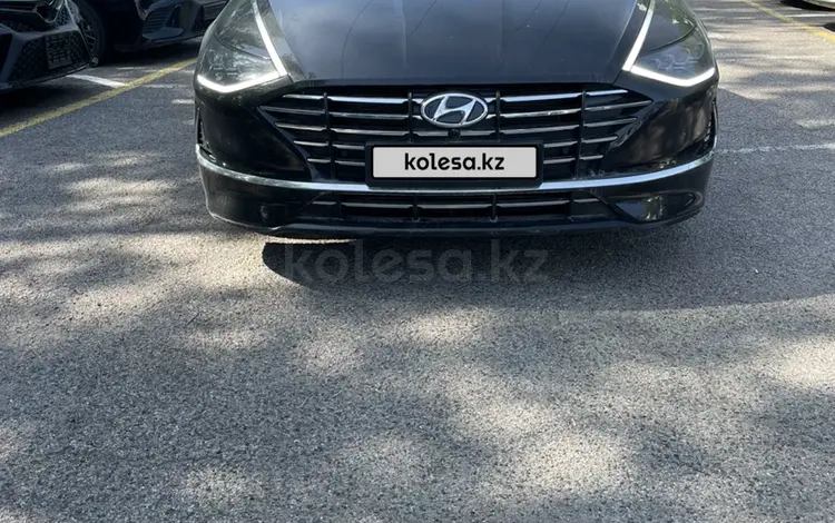 Hyundai Sonata 2022 года за 13 300 000 тг. в Алматы