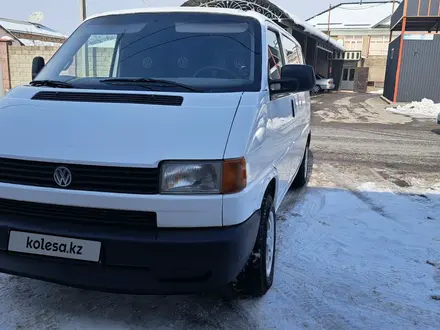 Volkswagen Caravelle 2001 года за 4 200 000 тг. в Шымкент – фото 2