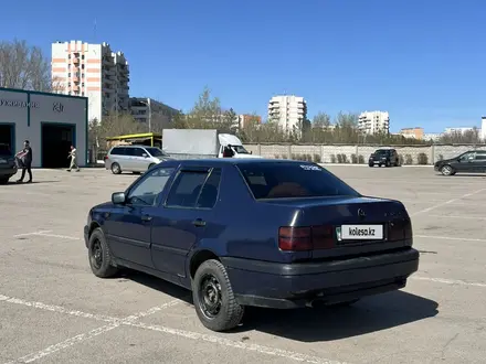 Volkswagen Vento 1993 года за 1 400 000 тг. в Кокшетау – фото 3