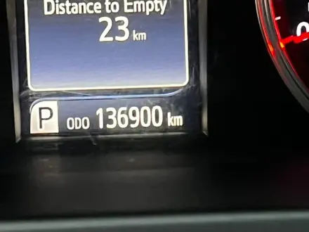 Toyota Camry 2017 года за 6 800 000 тг. в Актобе – фото 14