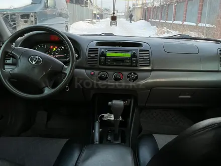 Toyota Camry 2002 года за 4 100 000 тг. в Алматы – фото 10