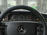 Mercedes-Benz E 200 1989 года за 1 000 000 тг. в Петропавловск